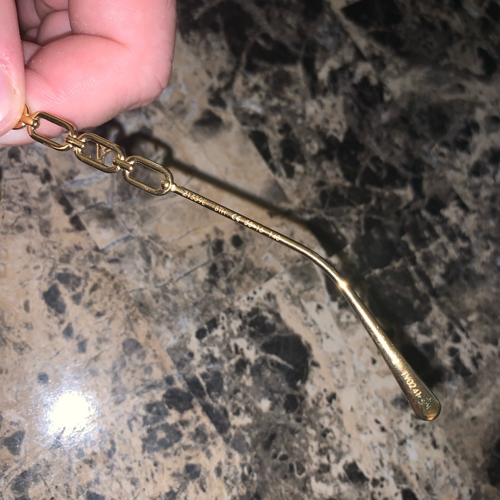 Louis Vuitton sunglasses - Picture 4 of 4